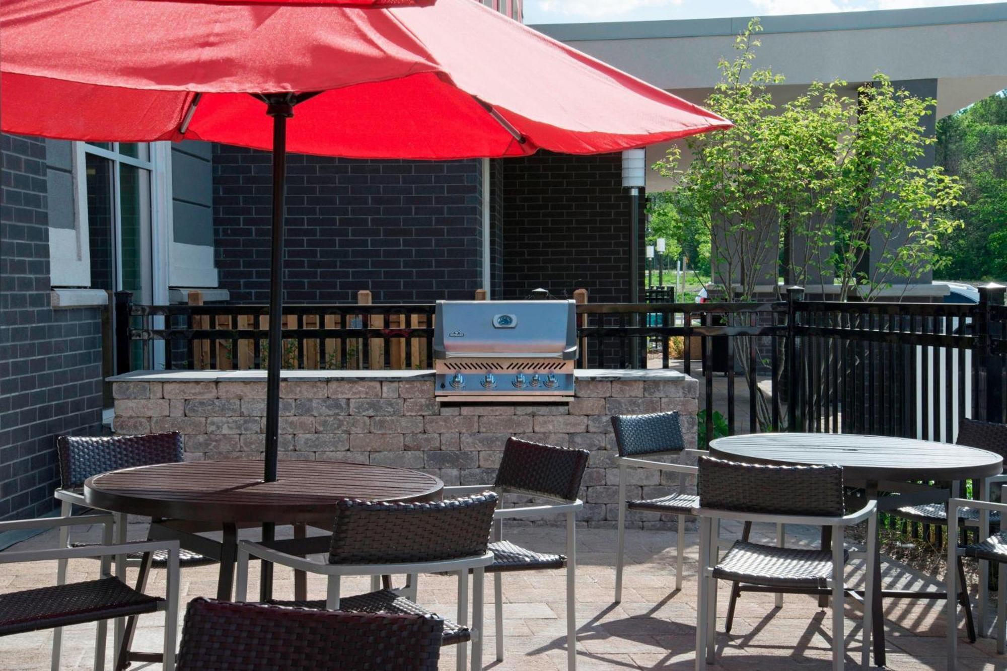 Towneplace Suites By Marriott Ottawa Kanata Bagian luar foto